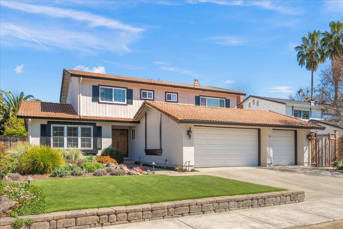 835 W 8th ST, Gilroy, CA 95020
