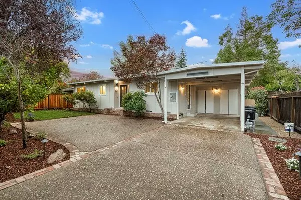 Palo Alto, CA 94306,3902 Laguna