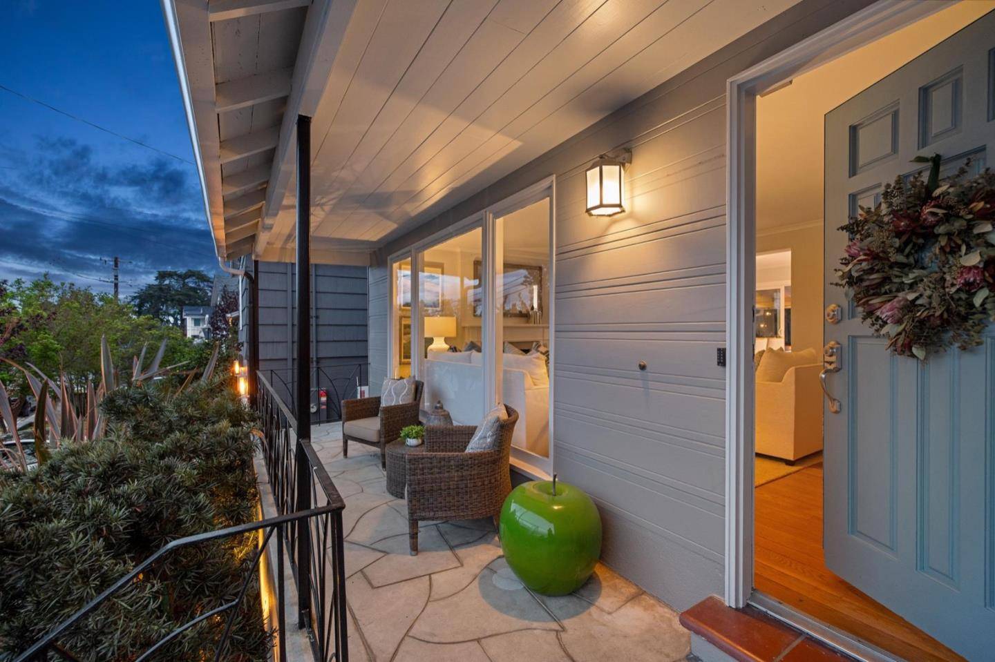 San Carlos, CA 94070,824 Orange AVE