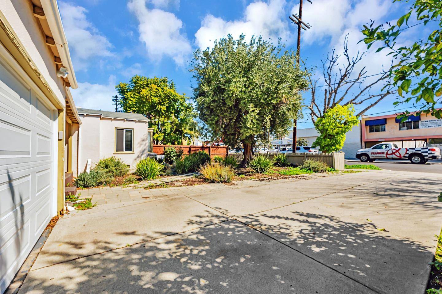 Van Nuys, CA 91405,6743 Vesper AVE