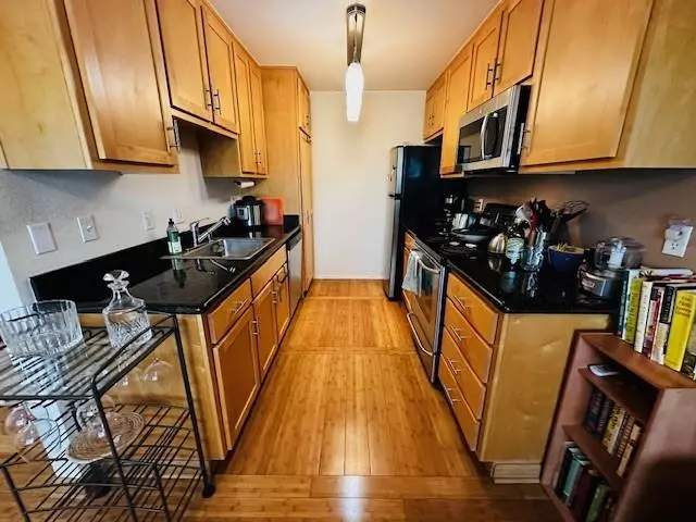 Benicia, CA 94510,900 Cambridge DR 56