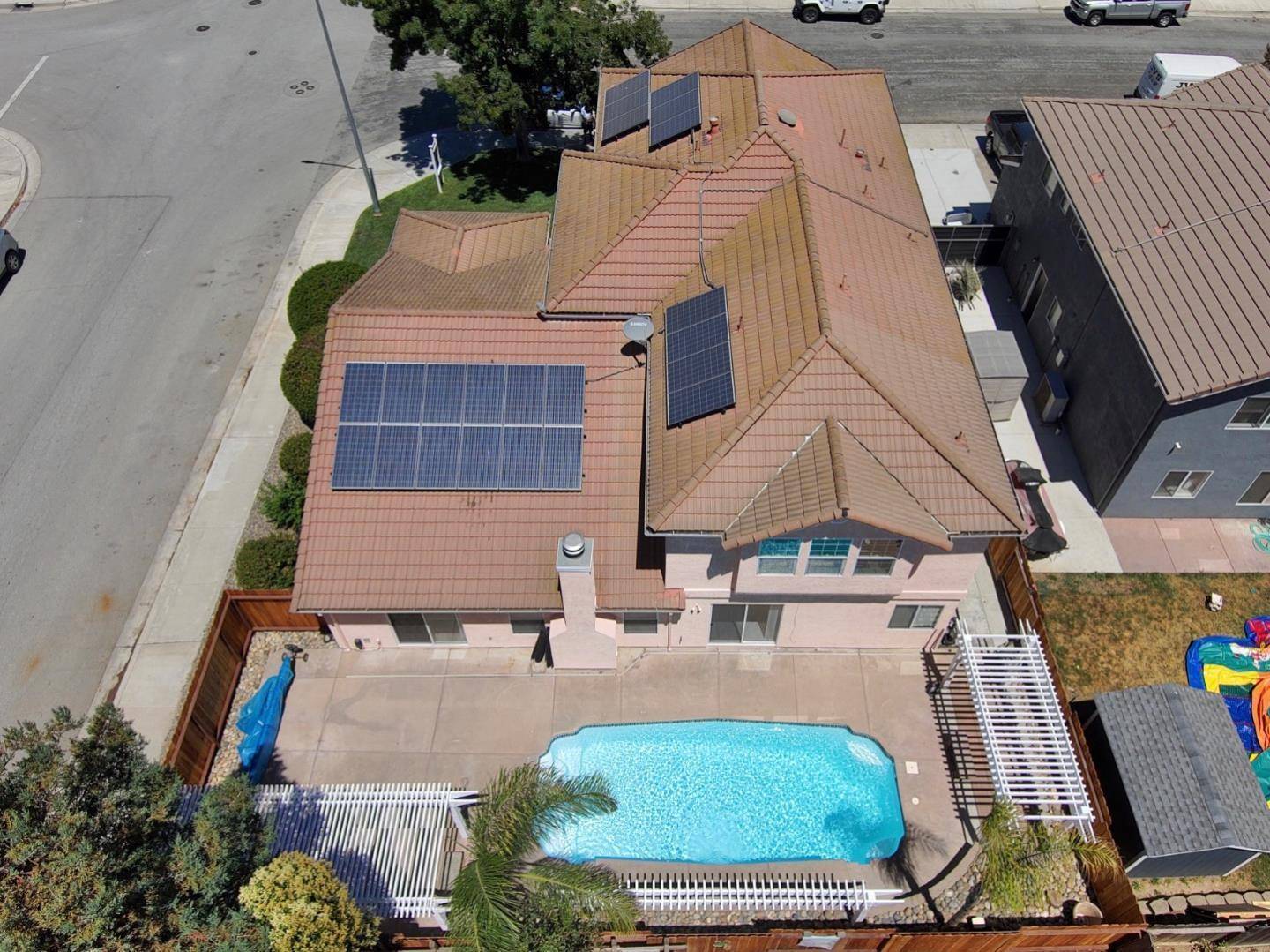 2161 Teakwood CT, Hollister, CA 95023
