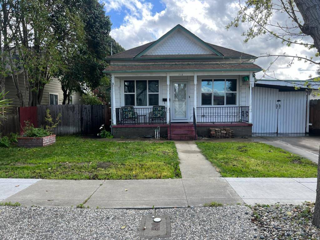 713 7th ST, Hollister, CA 95023