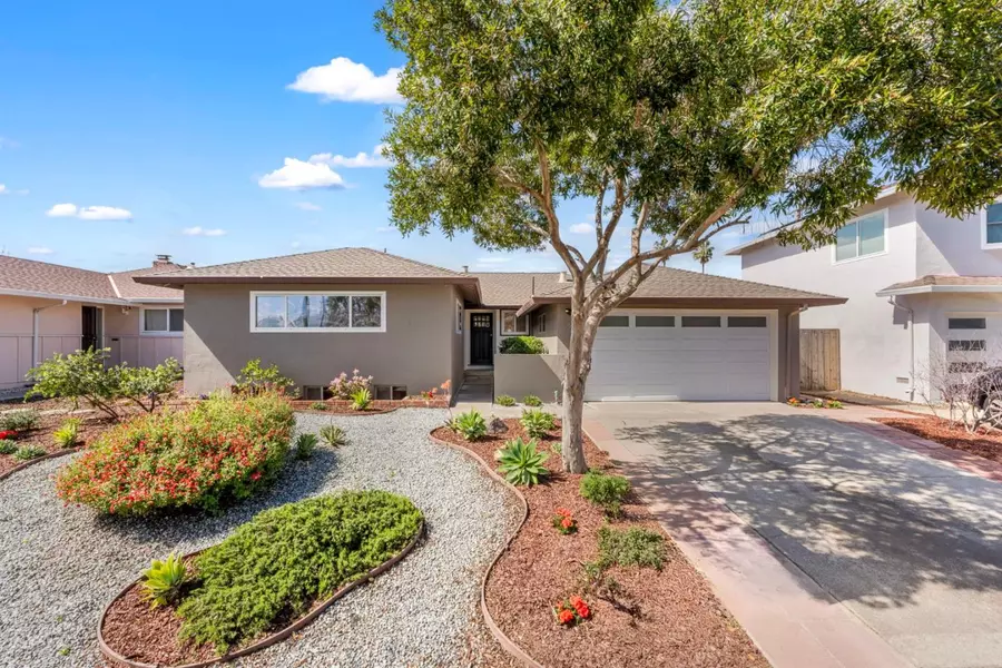 5273 Estrade DR, San Jose, CA 95118