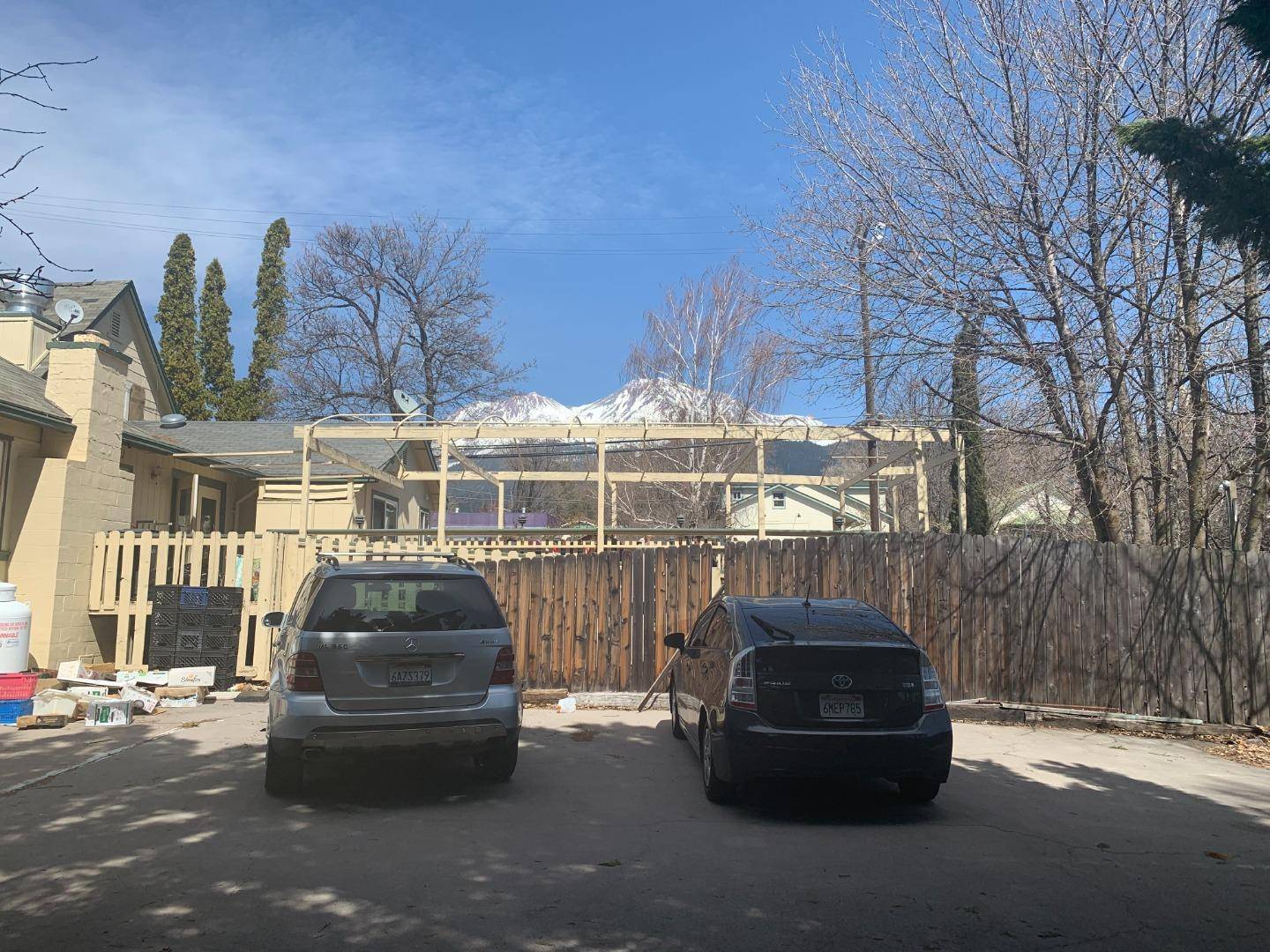 Mount Shasta, CA 96067,531 Chestnut Street ST