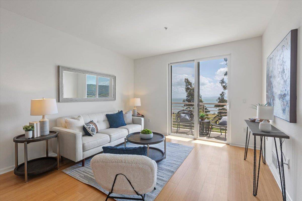 301 Crescent CT 3307, San Francisco, CA 94134