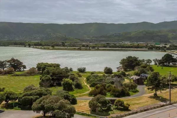 San Francisco, CA 94134,301 Crescent CT 3307