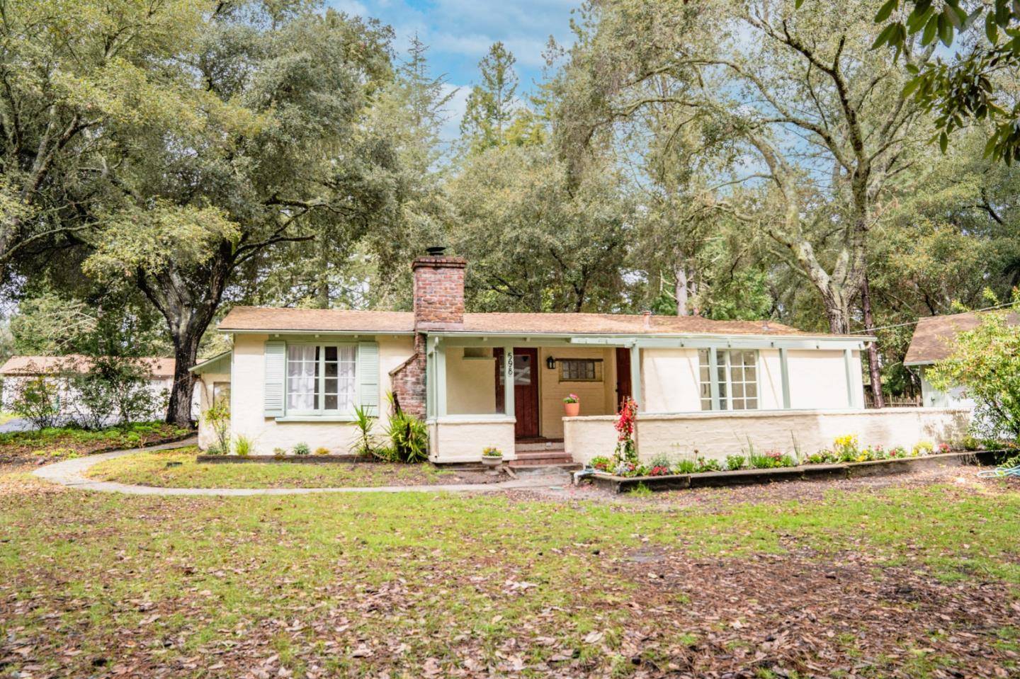 598 Lockewood LN, Scotts Valley, CA 95066