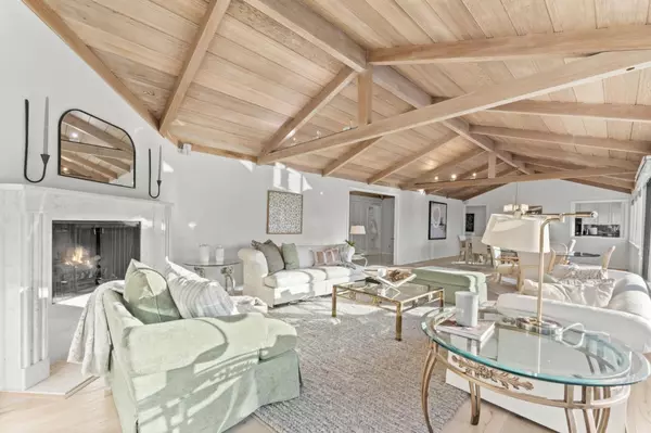 Los Altos, CA 94024,911 Matts CT