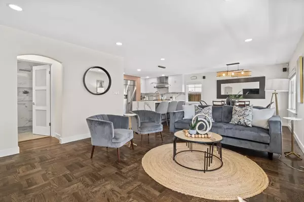 Pacifica, CA 94044,503 Moana WAY