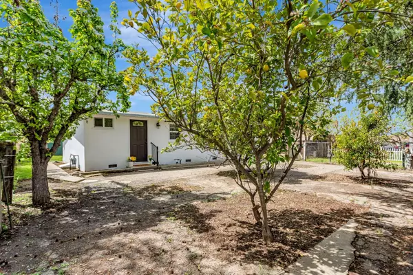 Hollister, CA 95023,3070 Airline HWY