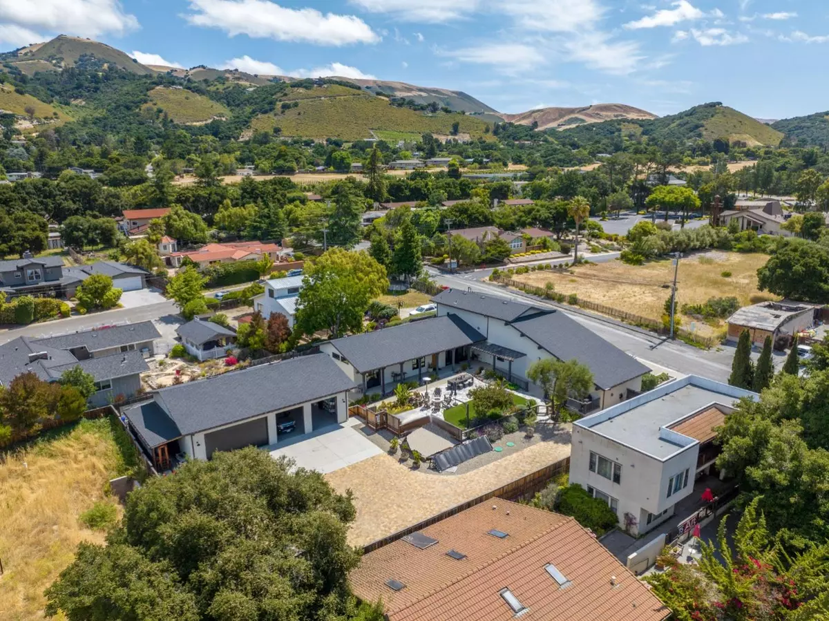Carmel Valley, CA 93924,8 El Caminito RD