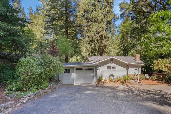 345 Saint Francis DR, Boulder Creek, CA 95006