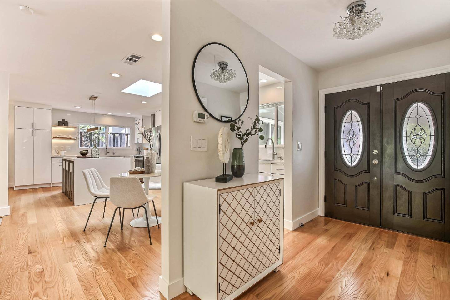 Cupertino, CA 95014,10716 Linda Vista DR