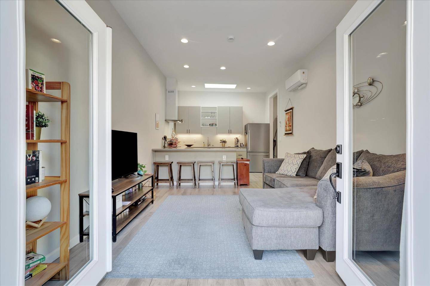 355 S 17th ST, San Jose, CA 95112