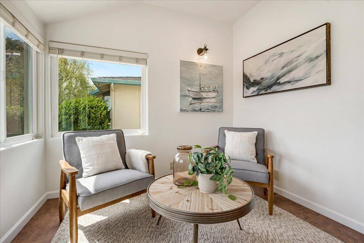 Santa Cruz, CA 95062,22011 E Cliff DR