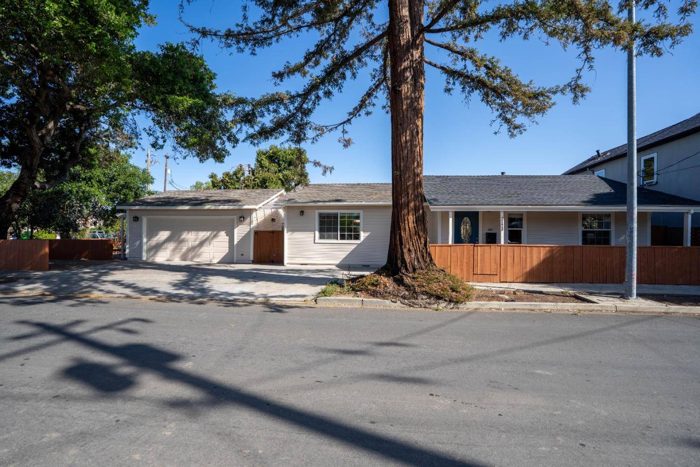 2173 Elliott ST, San Jose, CA 95128
