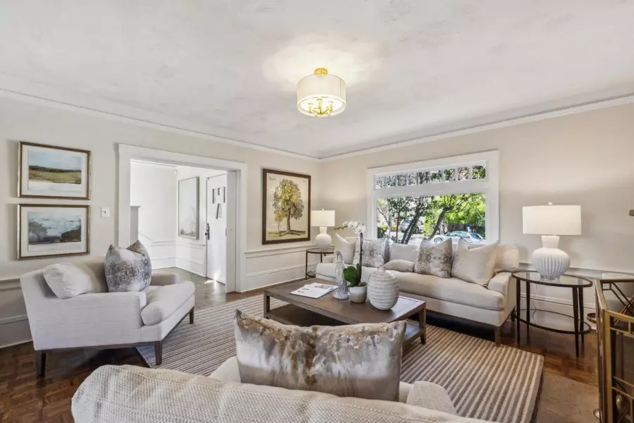 829 Edgehill DR, Burlingame, CA 94010