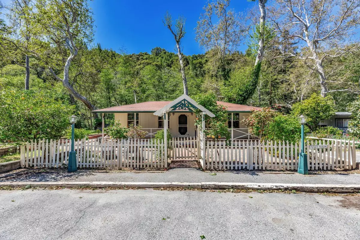 Carmel Valley, CA 93924,2 Camp Steffani