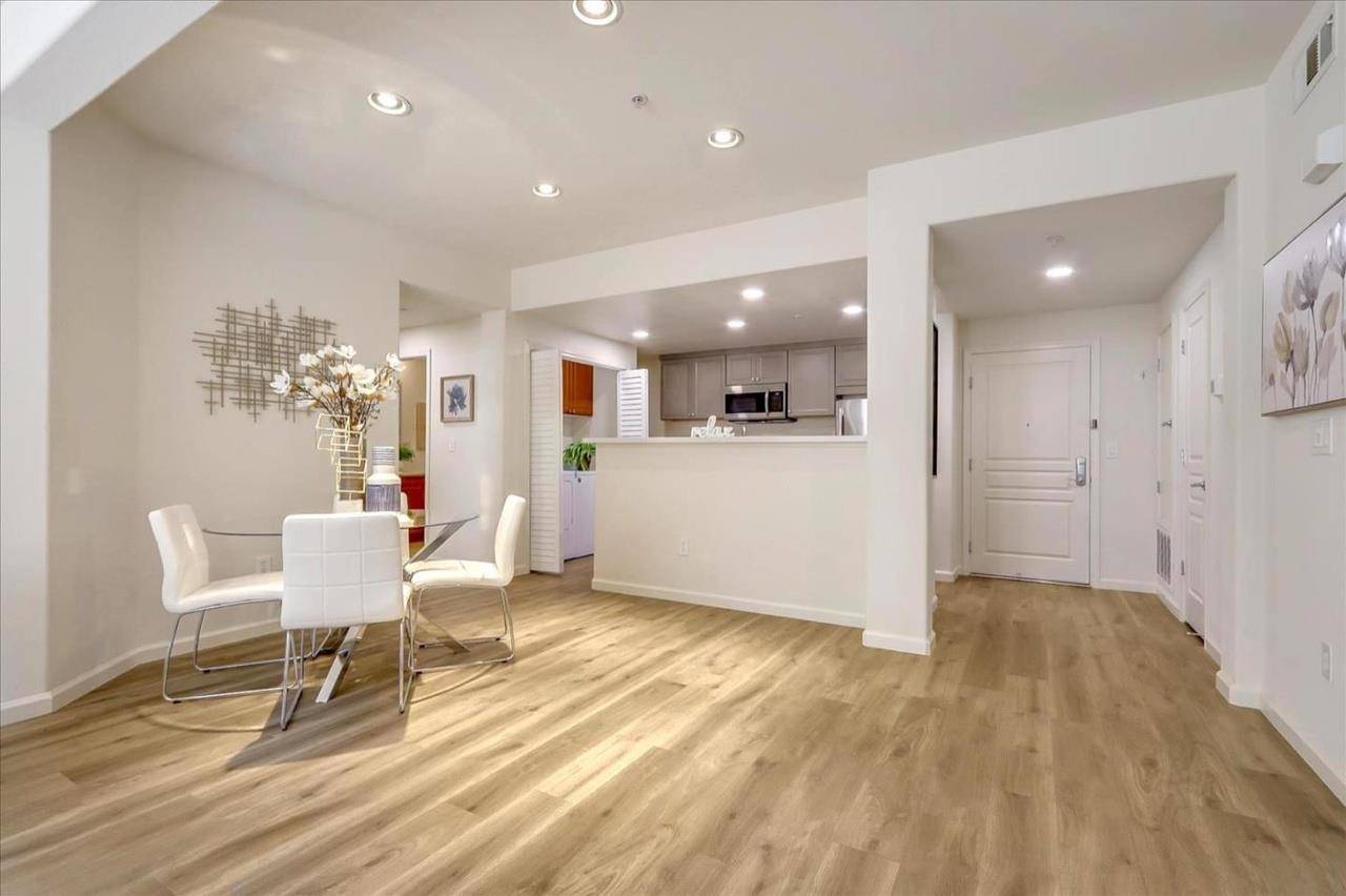 Santa Clara, CA 95054,1883 Agnew RD 229