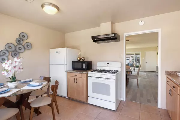 San Leandro, CA 94579,14633 Elm ST