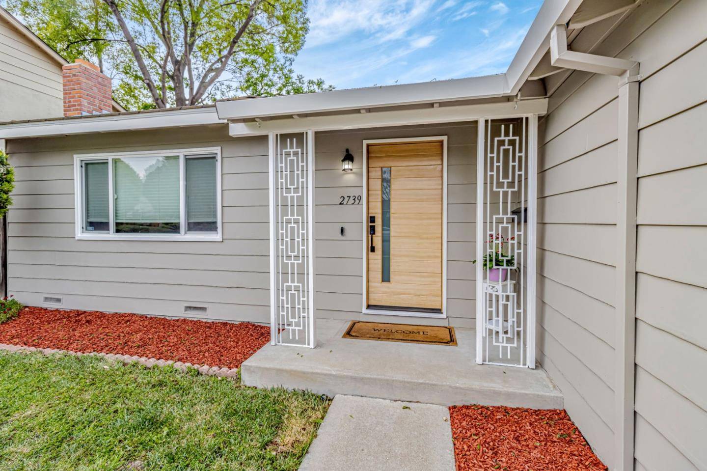 San Jose, CA 95132,2739 Lucena DR