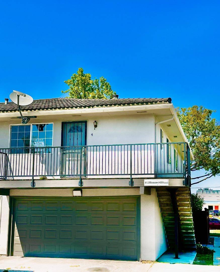 812 Blossom Hill RD 4, San Jose, CA 95123