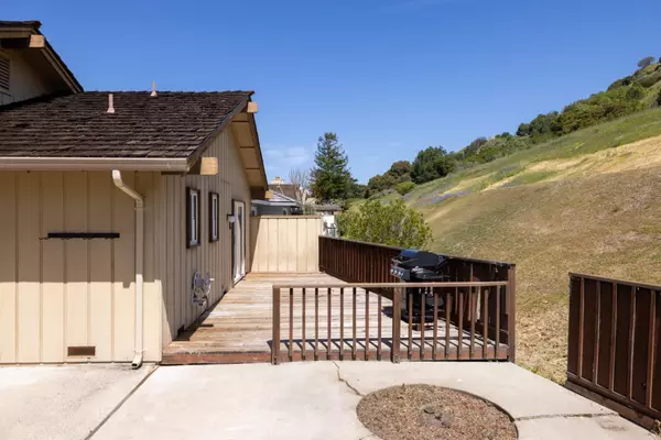 Salinas, CA 93908,14220 Mountain Quail RD