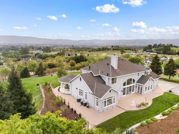 Gilroy, CA 95020,9560 Via Del Oro