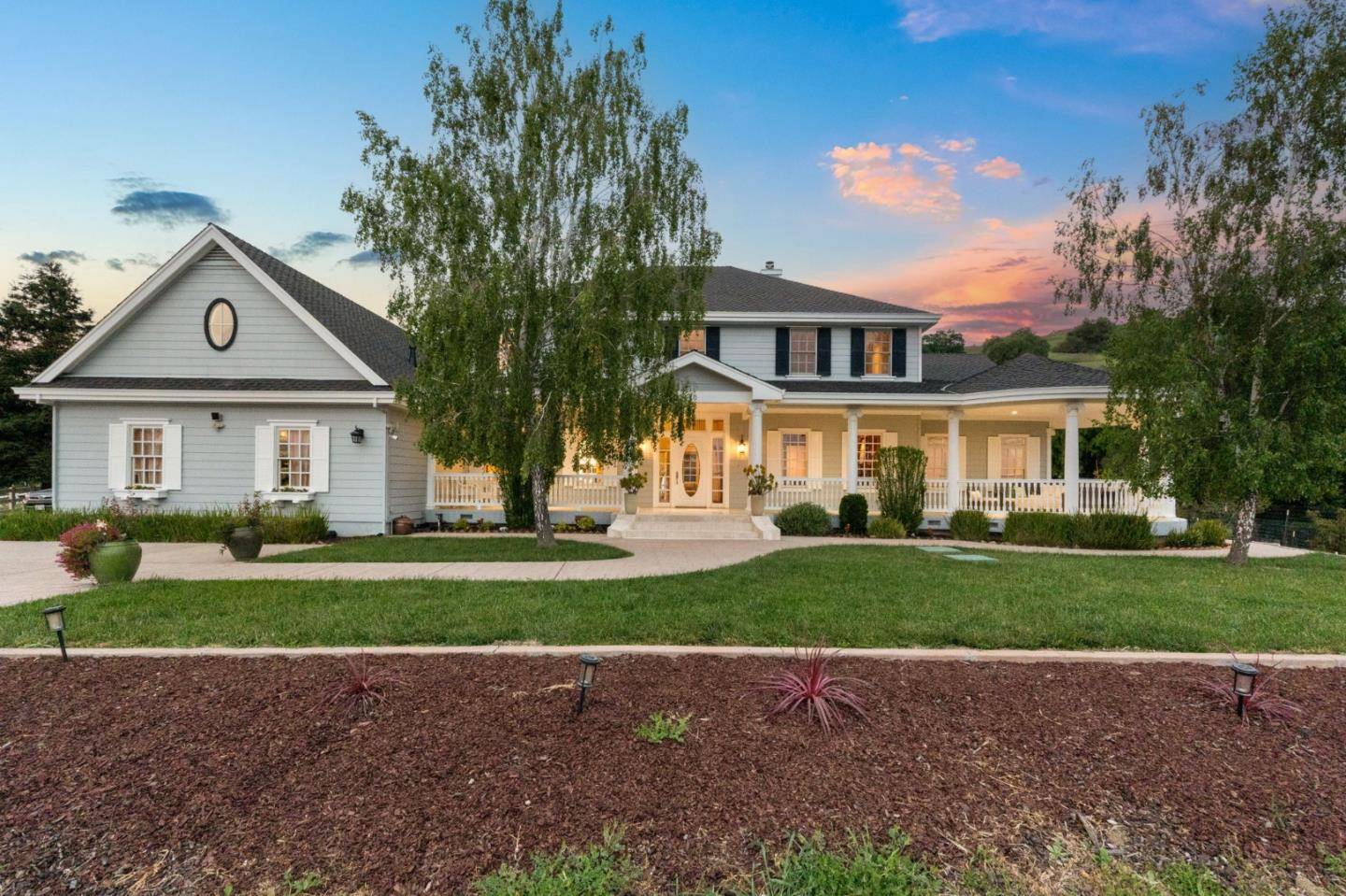 Gilroy, CA 95020,9560 Via Del Oro