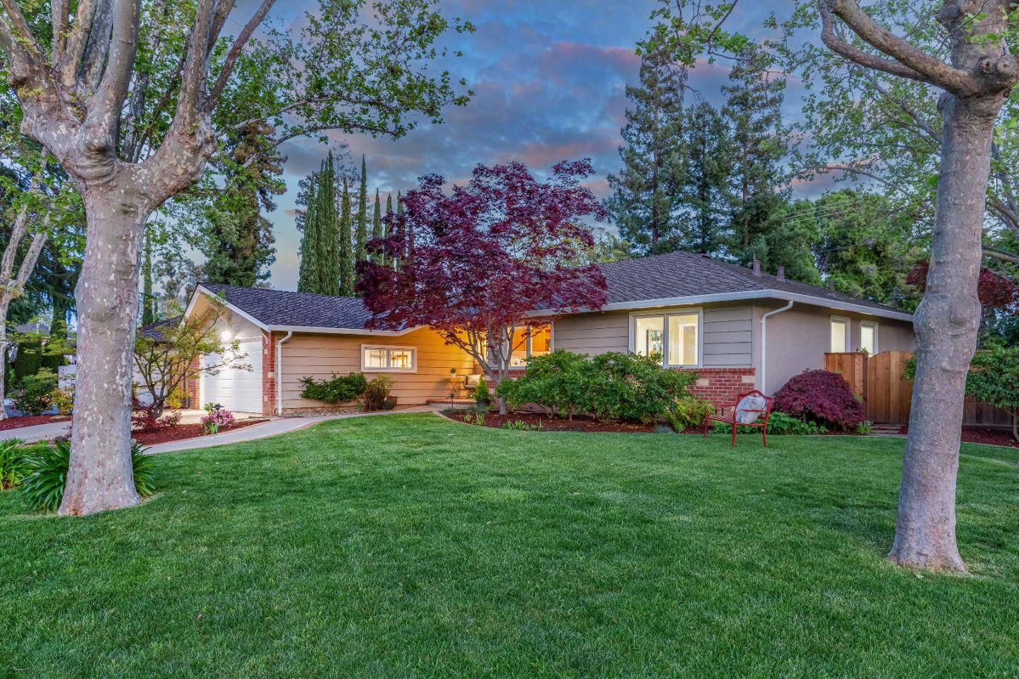Saratoga, CA 95070,12290 MELLOWOOD DR