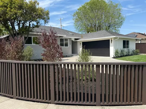 San Jose, CA 95118,3145 Woodcrest DR