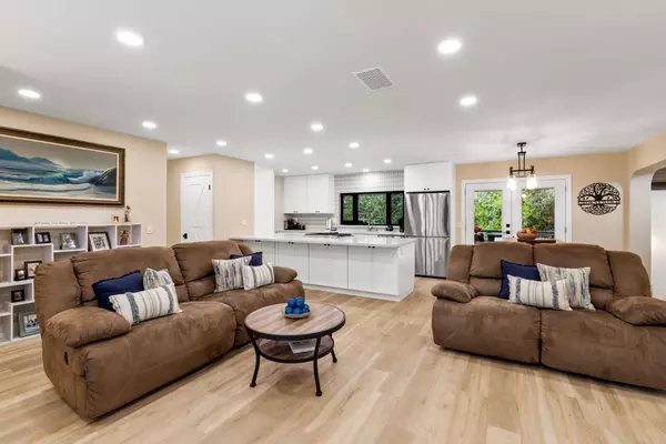 Monterey, CA 93940,2040 Marsala CIR