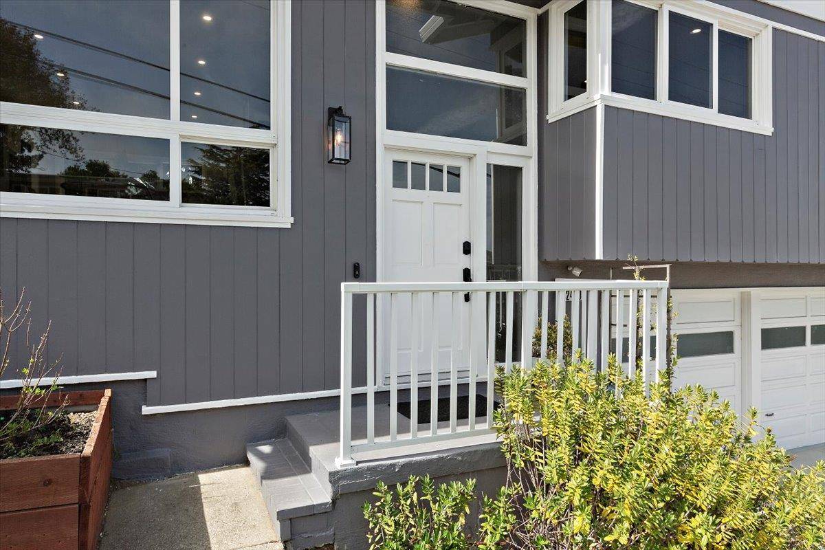 San Bruno, CA 94066,2490 Rosewood DR