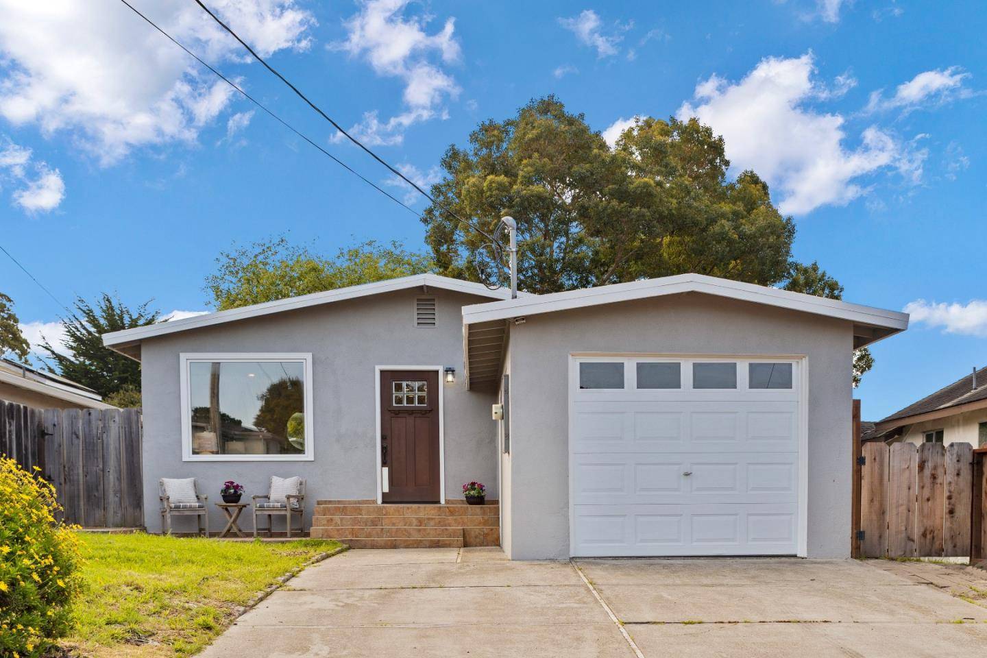 1307 Lawton AVE, Pacific Grove, CA 93950
