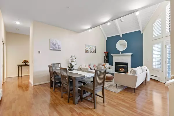 Palo Alto, CA 94306,443 College AVE