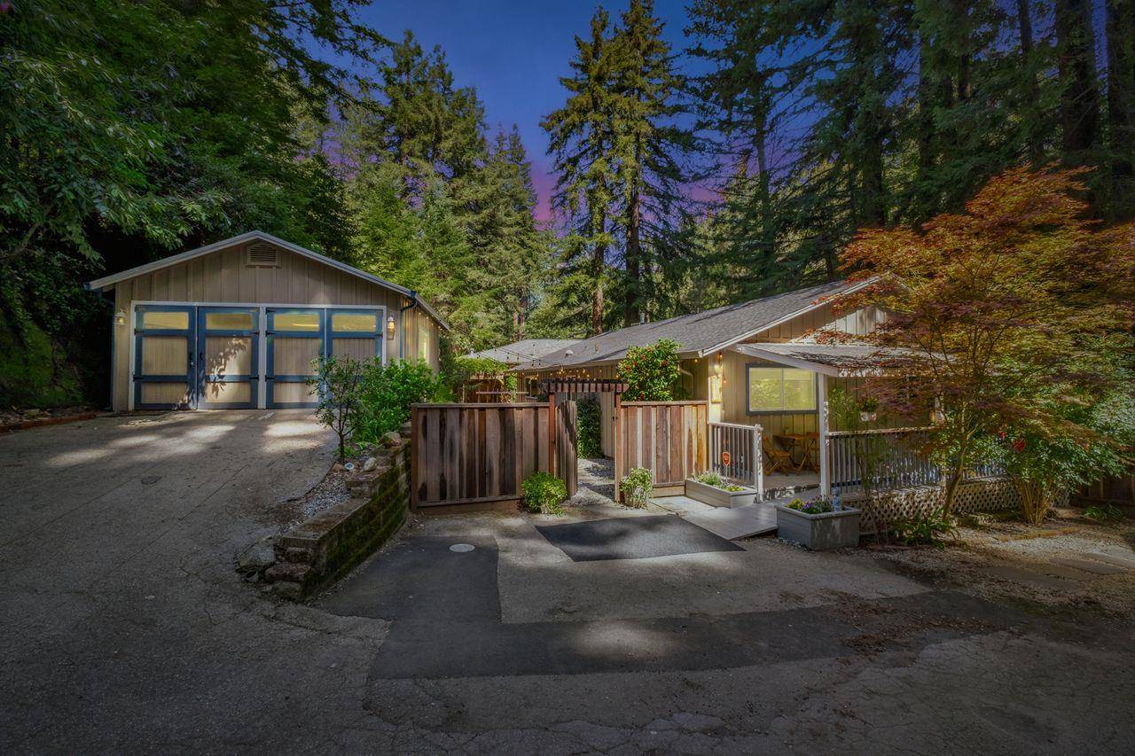 Boulder Creek, CA 95006,165 Saint Francis DR
