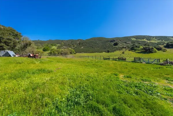 Greenfield, CA 93927,42001 Carmel Valley RD