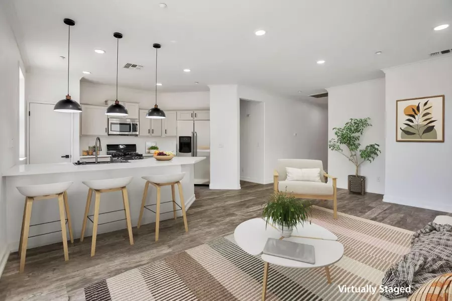 1338 Apple CT, Madera, CA 93638