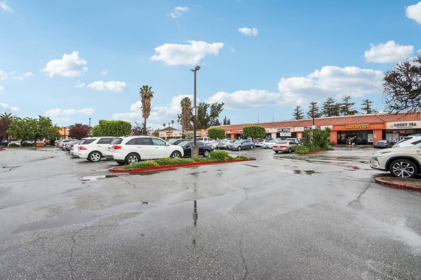 San Jose, CA 95122,960 Story RD