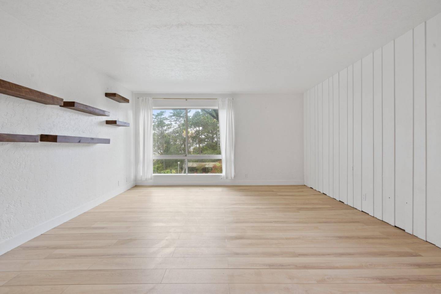 San Francisco, CA 94131,55 Red Rock WAY 1100