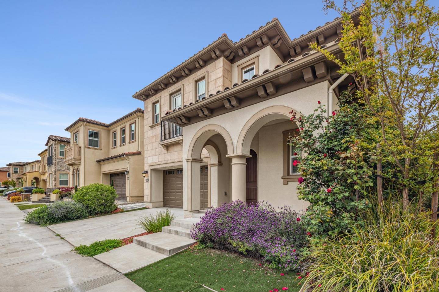 San Ramon, CA 94582,6052 Alpine Blue DR