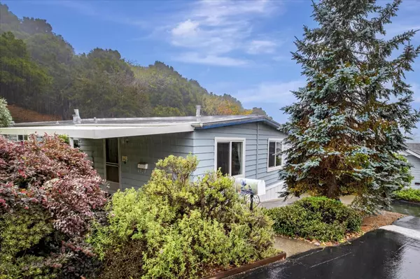 Corralitos, CA 95076,270 Hames RD 28