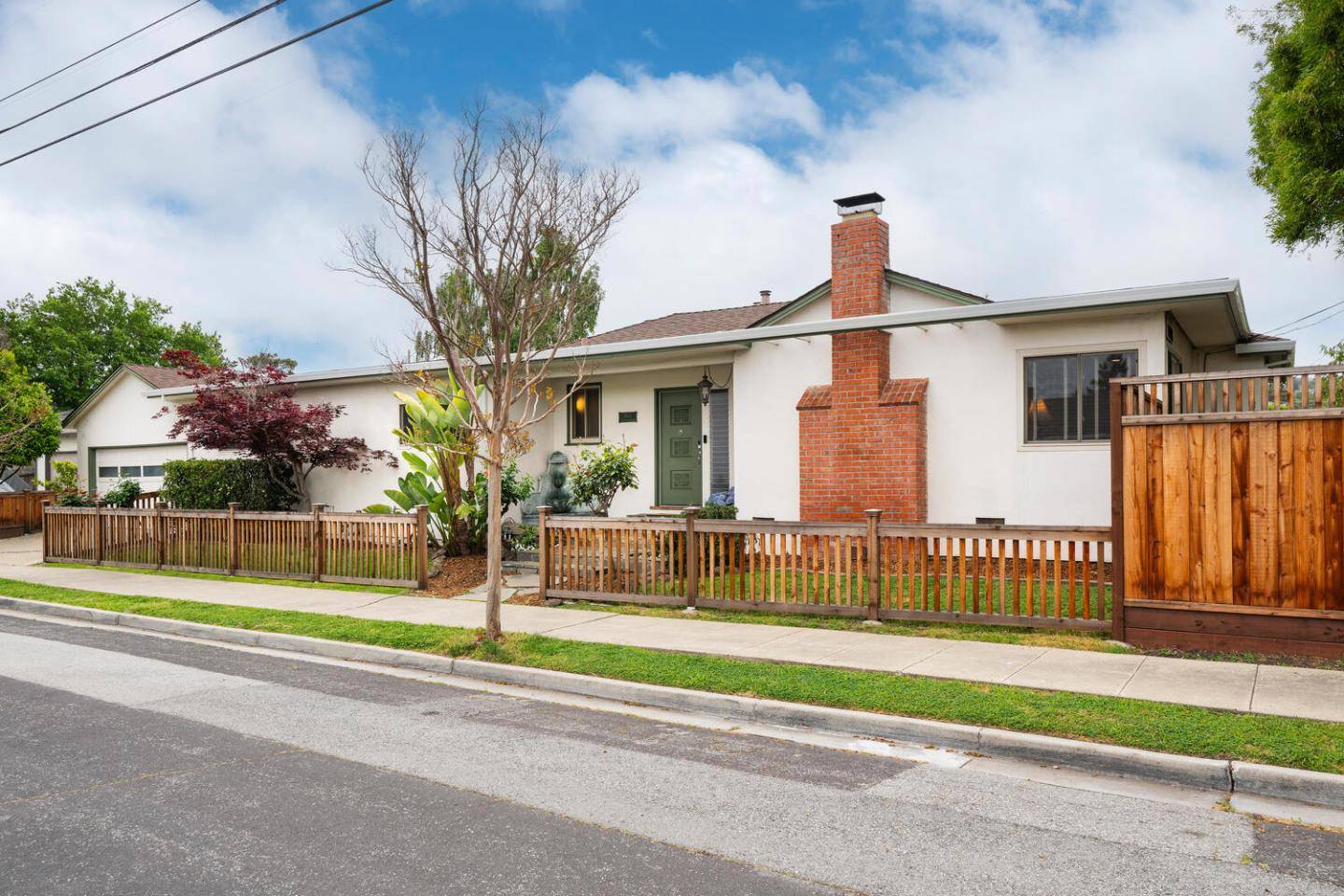 1903 Madison AVE, Redwood City, CA 94061