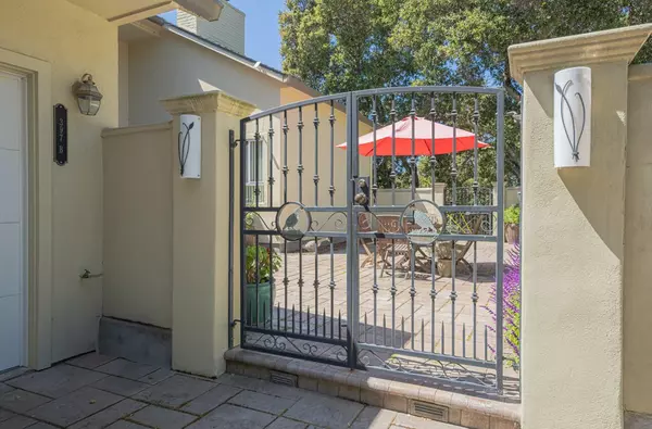 397 B Corral De Tierra RD, Corral De Tierra, CA 93908