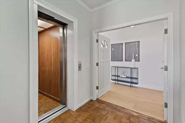 Burlingame, CA 94010,1233 Bellevue AVE 8