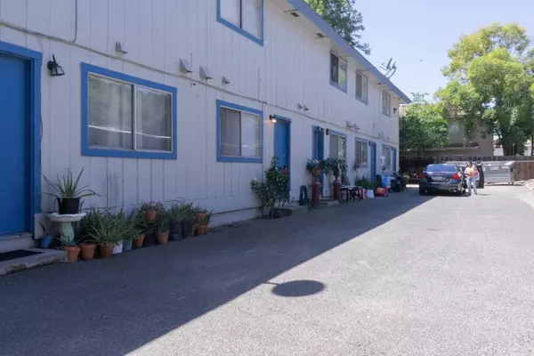 Atwater, CA 95301,1491-1499 Bellevue RD