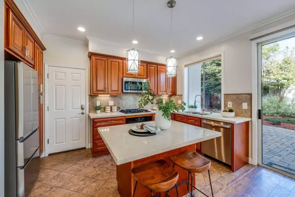 Mountain View, CA 94043,105 Chetwood DR