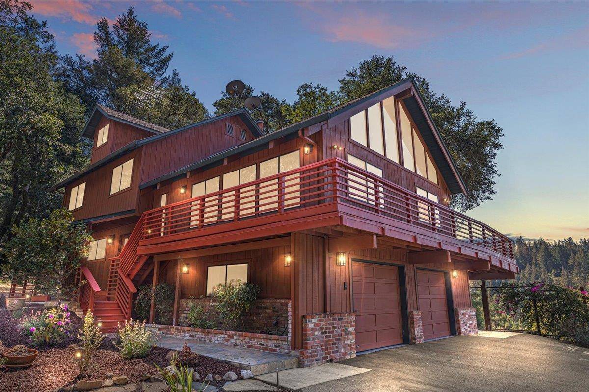 Los Gatos, CA 95033,17337 Debbie RD