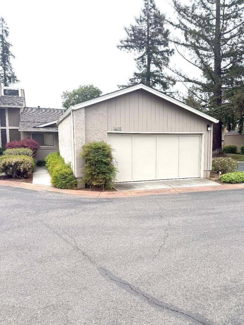 6638 Kettle CT, San Jose, CA 95120